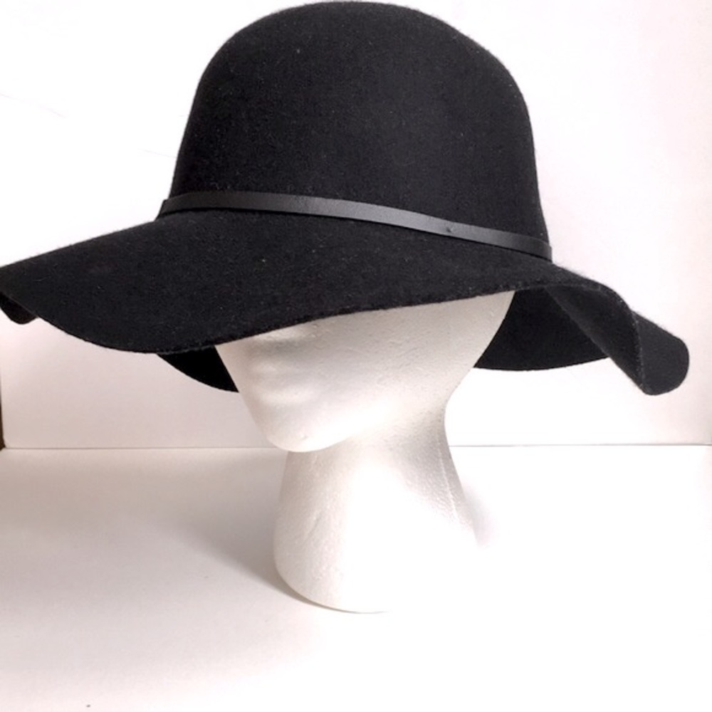 Target Floppy Hat